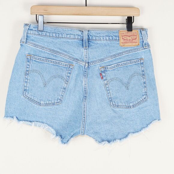 Levis 501 Original Fit High Rise Light Wash Distressed Blue Denim Shorts Sz 31 - Picture 2 of 10